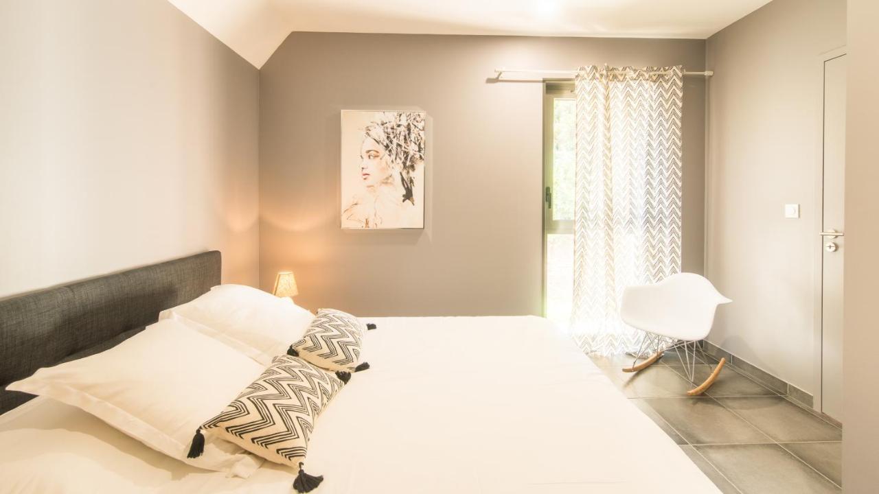 Ferienwohnung Le Coin Cosy Avec Balcon Terrasse Parking Prive Et Linge De Lit Compris Sarlat Exterior foto
